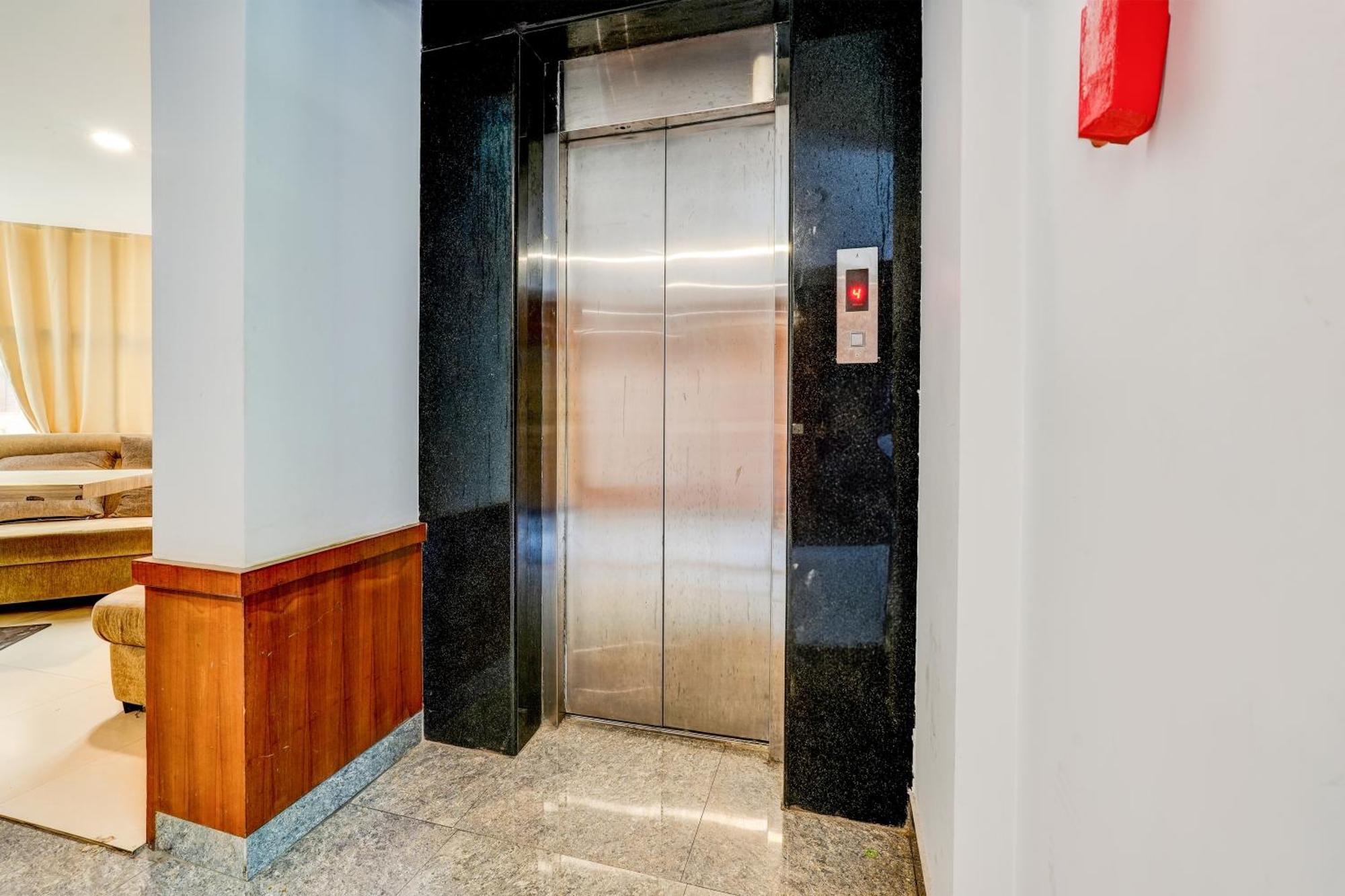 העיר בנגלור Hotel O V3R Residency מראה חיצוני תמונה