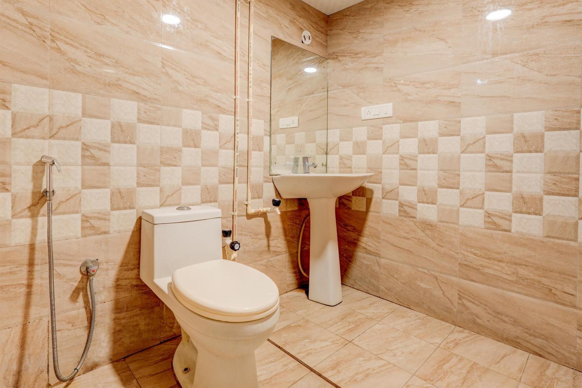 העיר בנגלור Hotel O V3R Residency מראה חיצוני תמונה